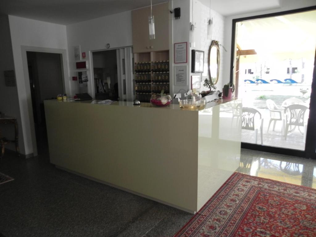 Hotel Stella Maris Cervia Esterno foto